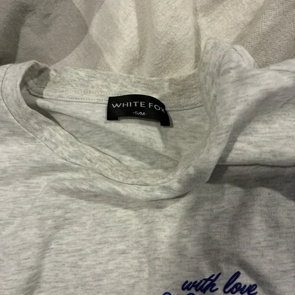 White Fox Boutique Light Gray Graphic Tee - Picture 2 of 3